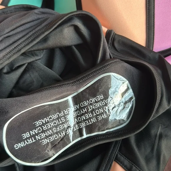 City Chic Multicolor One Piece Swimsuit - Picture 7 of 7